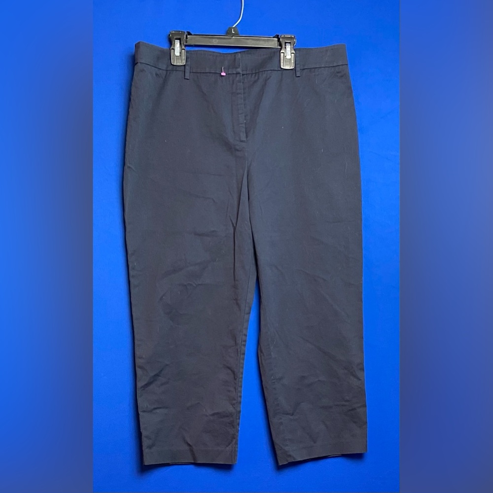Kate Hill Capris Women’s 12P Navy Flat Front Lightweight Cotton